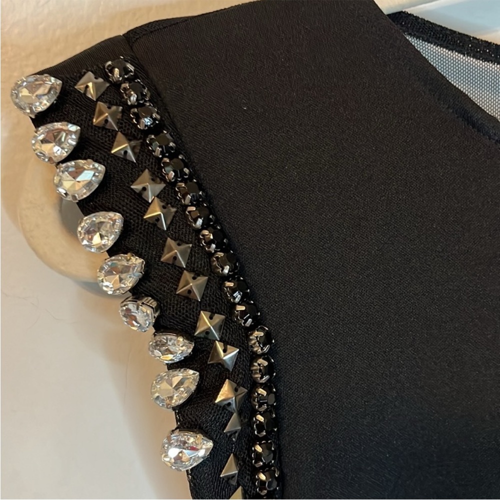 NWT Topshop Black Cocktail Dress Fit Flare
Embellished Jewels Cap Sleeve Size 4 - Picture 3 of 15